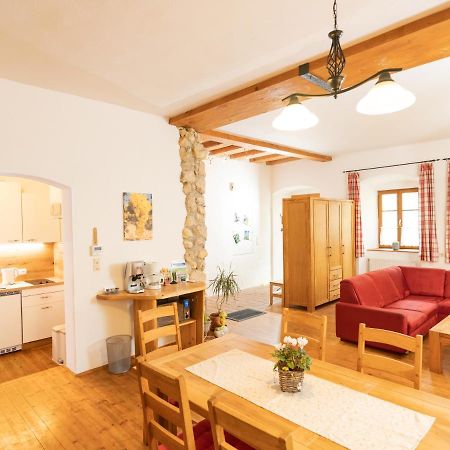 פויסדורף Ferienwohnung Zum Kapuziner מראה חיצוני תמונה