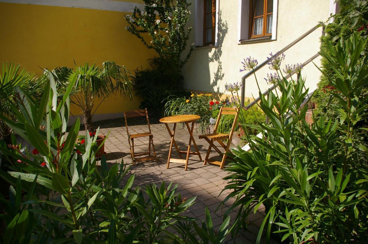 פויסדורף Ferienwohnung Zum Kapuziner מראה חיצוני תמונה