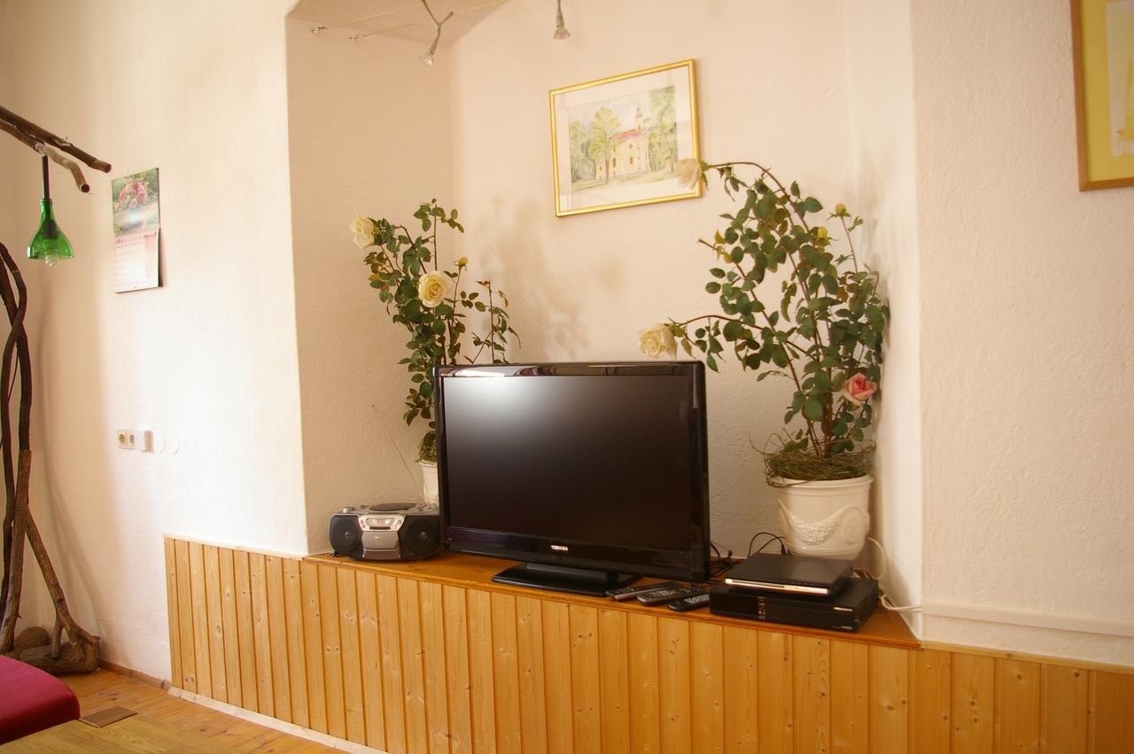 פויסדורף Ferienwohnung Zum Kapuziner מראה חיצוני תמונה